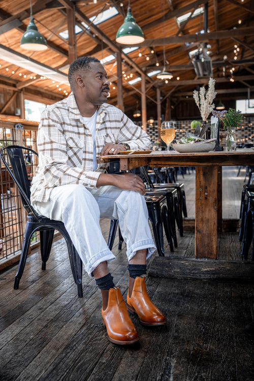 Lifestyle Men 4 image of Blundstone Men's Heritage #158 in Chestnut