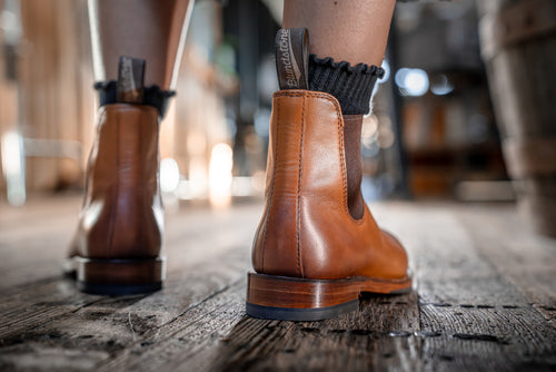Lifestyle Women 10 image of Blundstone Women's Heritage #158 in Chestnut