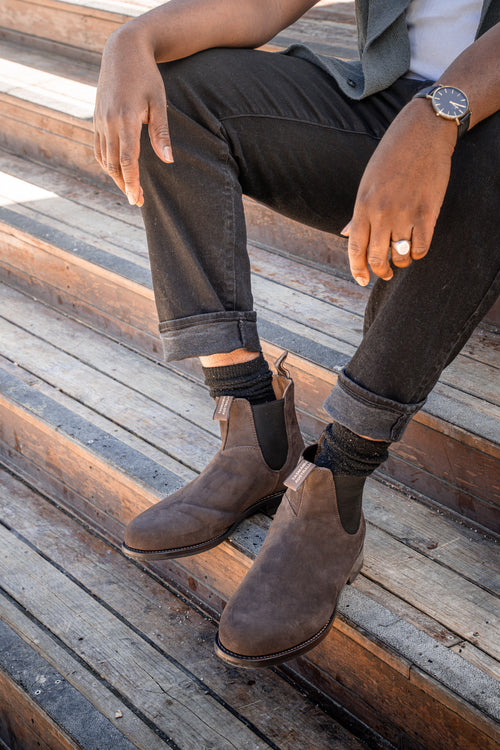 Lifestyle Men 2 image of Blundstone Men's Heritage #159 in Chocolate