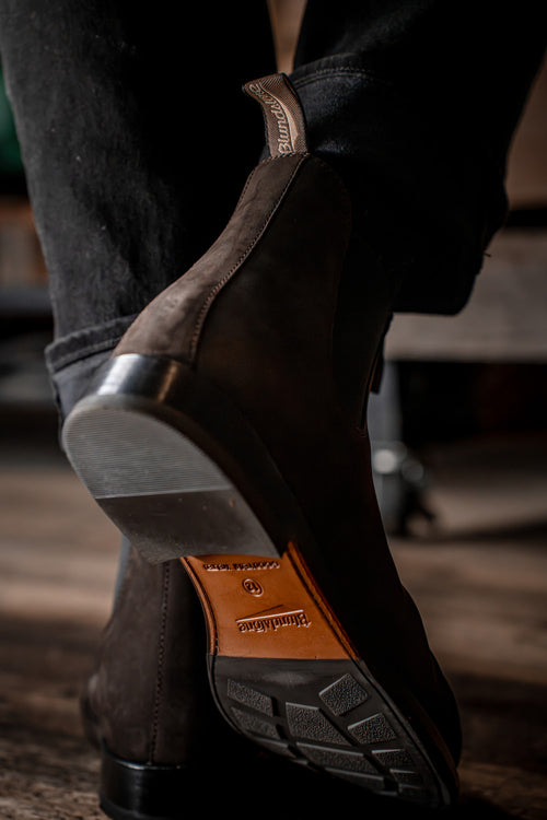 Lifestyle Men 9 image of Blundstone Men's Heritage #159 in Chocolate