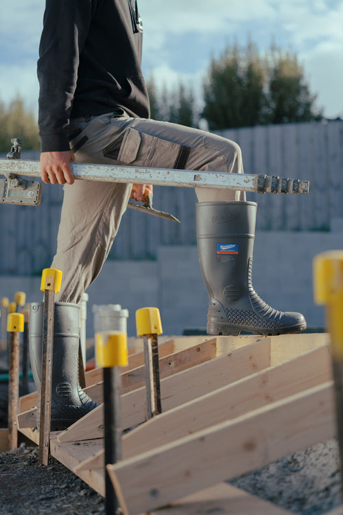 Lifestyle 9 image of Blundstone Gumboot Series #028 in Grey
