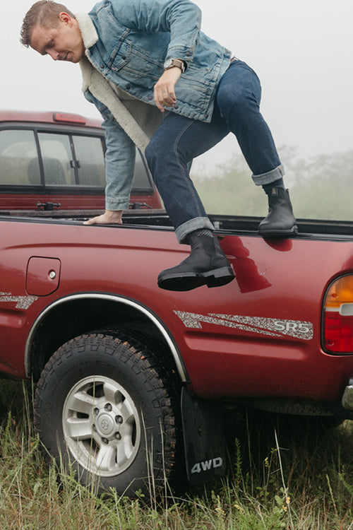 Lifestyle Men 4 image of Blundstone Men's Dress #063 in Black