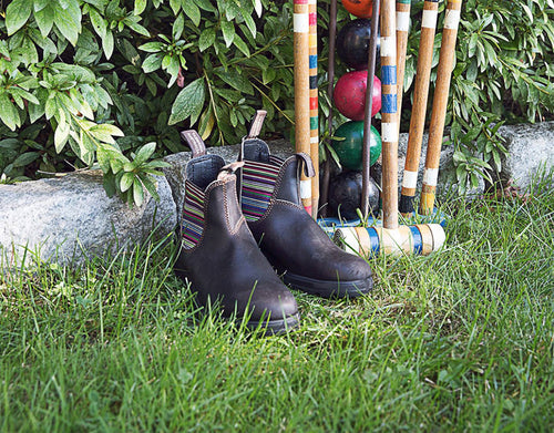 Lifestyle Women 10 image of Blundstone Women's Originals #1409 in Stout Brown / Stripes