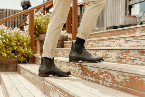 Lifestyle Men 5 image of Blundstone Men's Heritage #152 in Black
