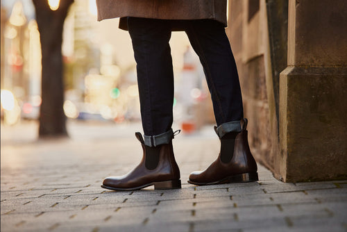 Lifestyle Men 7 image of Blundstone Men's Heritage #155 in Brown