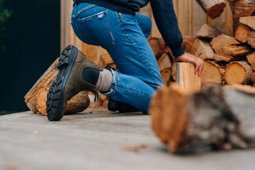Lifestyle Women 1 image of Blundstone Women's Originals #1615 in Dark Olive