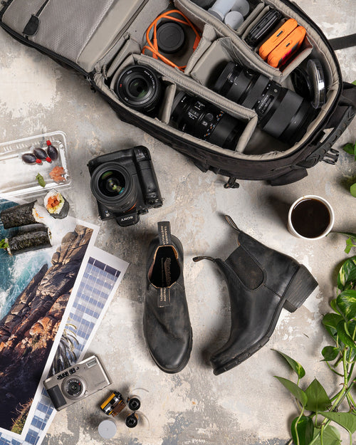 Lifestyle Women 2 image of Blundstone Women's Series #1671 in Black