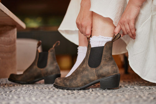 Lifestyle Women 7 image of Blundstone Women's Series #1677 in Rustic Brown