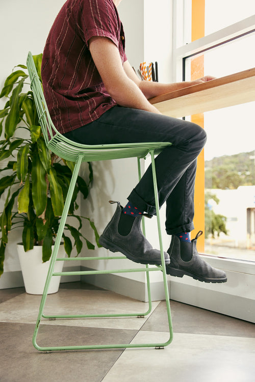 Lifestyle Men 7 image of Blundstone Men's Originals #1910 in Steel Grey