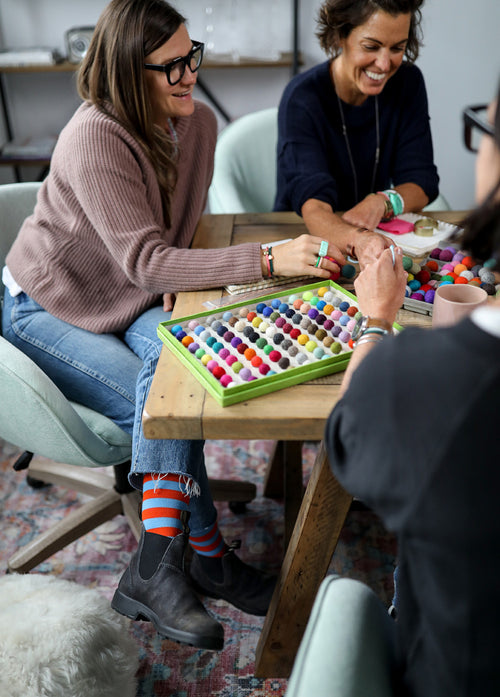 Lifestyle Women 6 image of Blundstone Women's Originals #1910 in Steel Grey