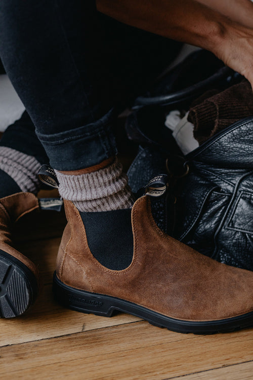 Lifestyle Women 5 image of Blundstone Women's Originals #1911 in Tobacco