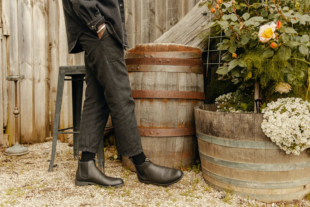 Black Leather Ankle Boots, Men's Dress 1901 - Blundstone Australia