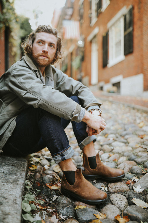 Lifestyle Men 2 image of Blundstone Men's Originals #1911 in Tobacco