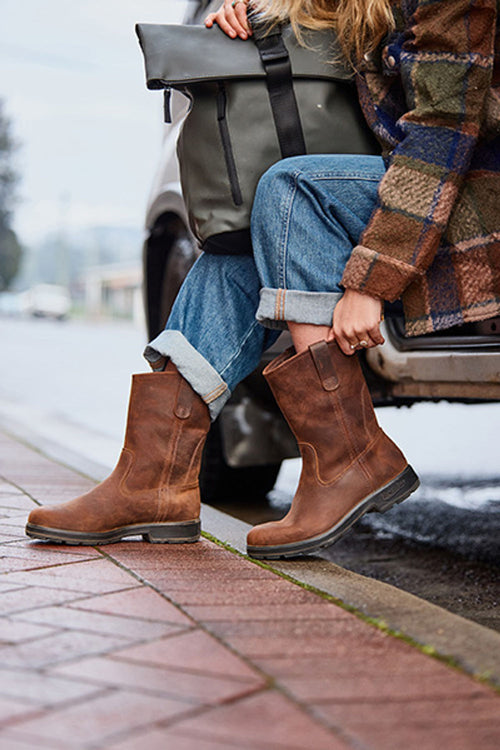 Lifestyle Women 5 image of Blundstone Women's Originals #2527 in Teak