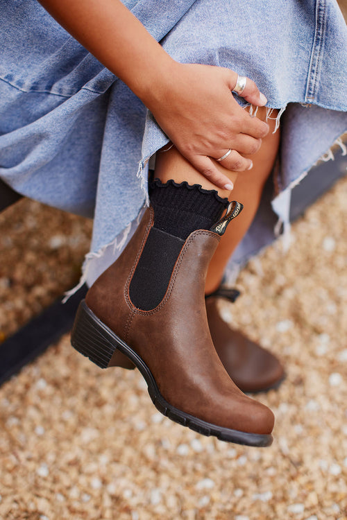 Lifestyle Women 9 image of Blundstone Women's Series #1673 in Antique Brown