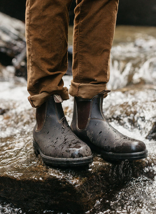 Lifestyle Men 5 image of Blundstone Men's Originals #500 in Stout Brown