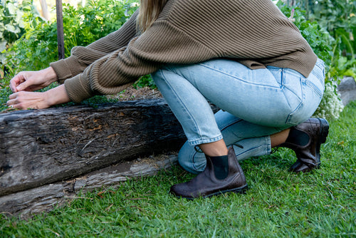 Lifestyle Women 6 image of Blundstone Women's Originals #2116 in Brown