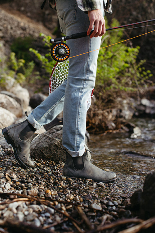 Lifestyle Men 6 image of Blundstone Men's Classics #587 in Rustic Black