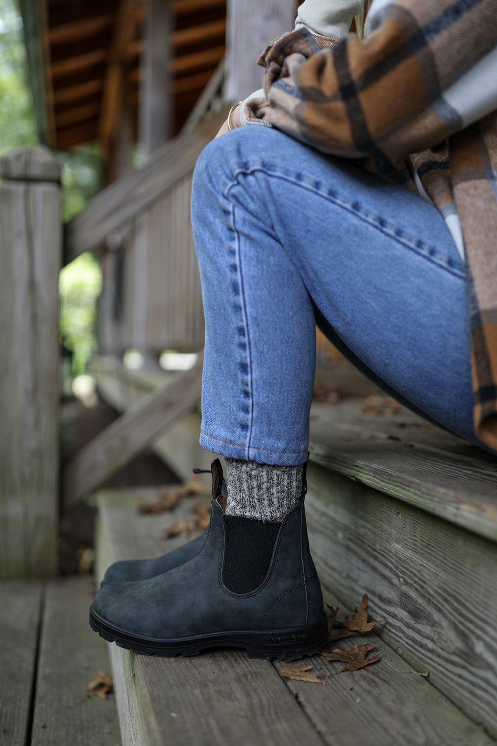 Rustic Black Leather Chelsea Boots, Women's Classics 587